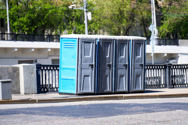 Best Portable bathroom rental  in Cleburne, TX